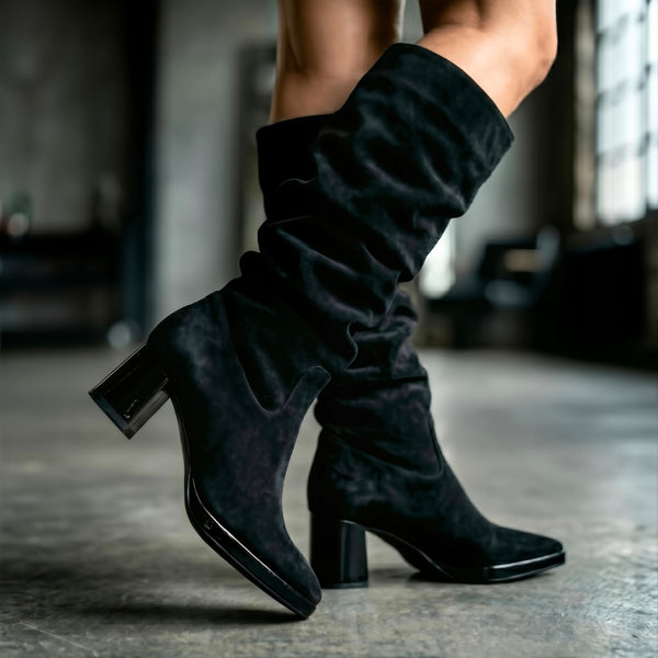 ✦ LOW BLACK SUEDE MISTRESS ✦