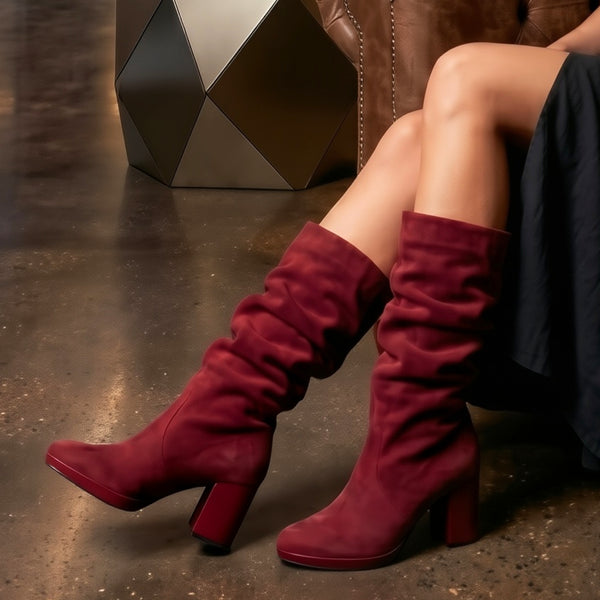 ✦ BURGUNDY SUEDE MISTRESS ✦