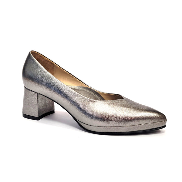 ✦ SOPHISTICATED SILVER ✦