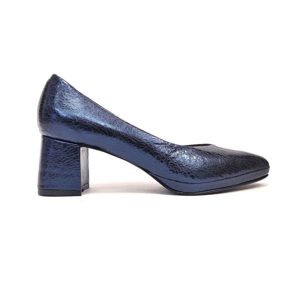 ✦ SOPHISTICATED BLUE ✦