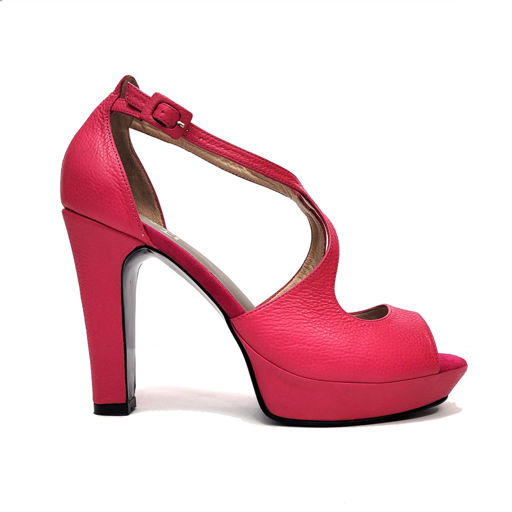 ✦ FUCHSIA HERA ✦
