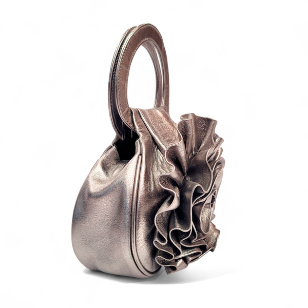 ✦ SILVER FLORAL CLUTCH PURSE ✦