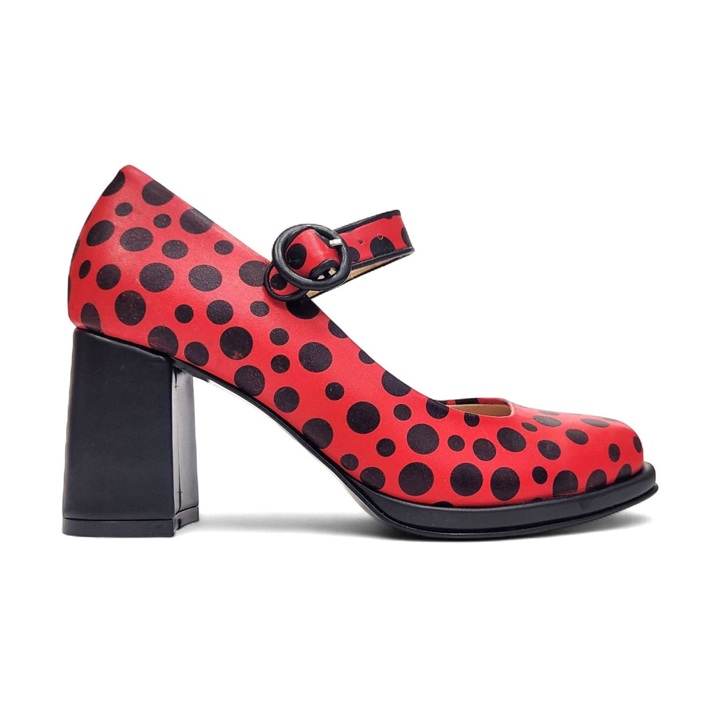 ✦ LADY BUG IRRESISTIBLE JANE ✦